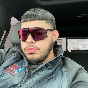 Meet your Posher, Robert